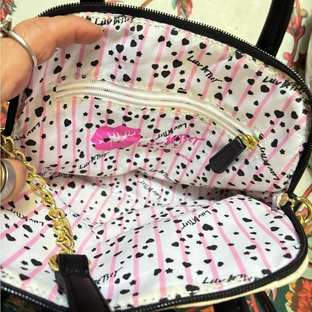 Luv BETSEY JOHNSON Unicorn Satchel Pink & Ivory Quilted Dome Crossbody LBDENA